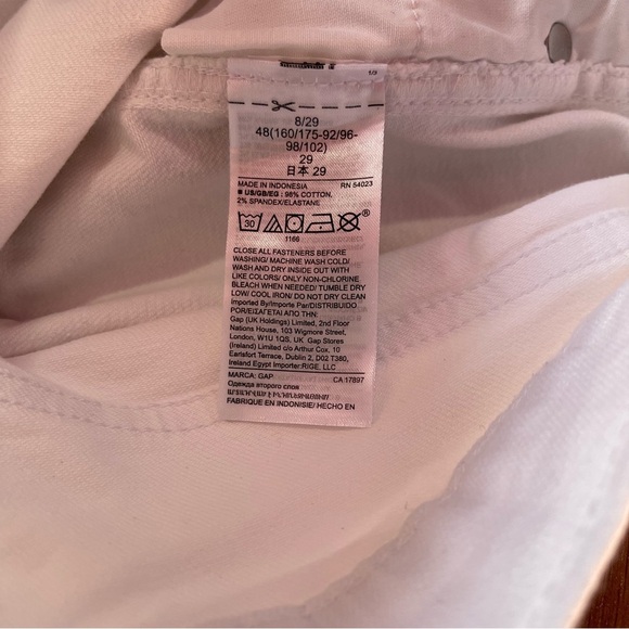GAP Shorts Women's Size 29 White Denim High-Rise Button Fly Cut-off 3 1/2" - Picture 7 of 9